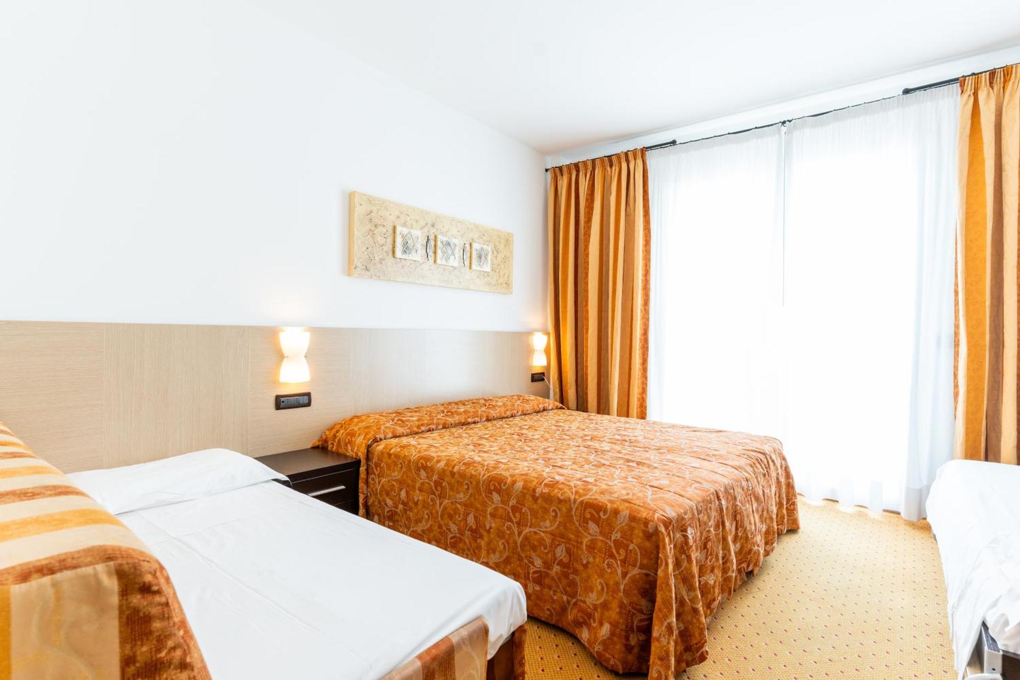 Hotel Olympus Caorle Eksteriør bilde